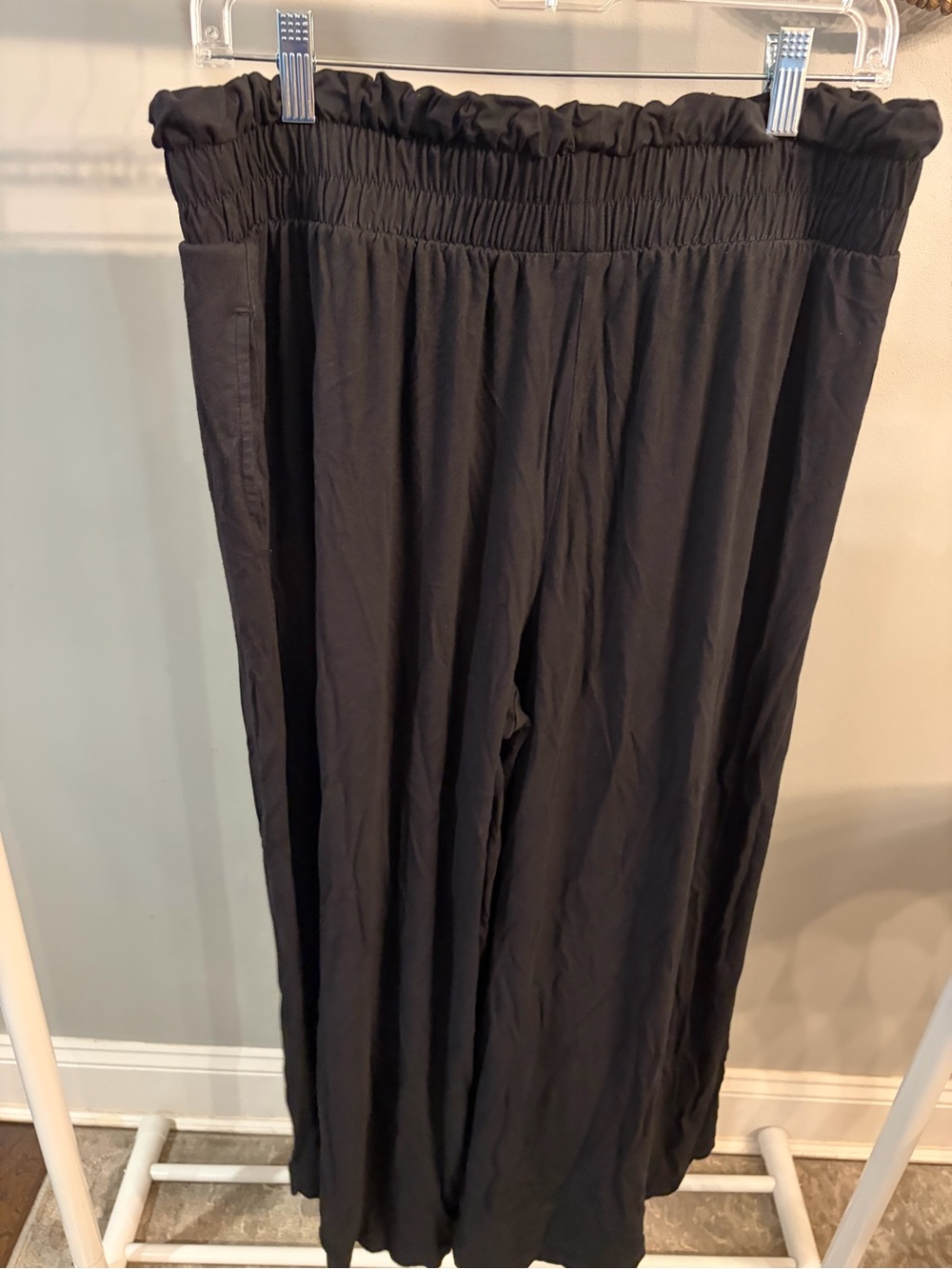 Z Supply Black High-Waist Elastic Wide-Leg pants size large